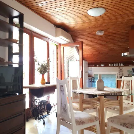 Matas Apartment *